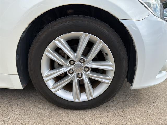 クラウンハイブリッド アスリートS ETC オートクルーズコントロール TV アルミホイール HID CVT スマートキー 電動格納ミラー 盗難防止システム パワーシート 衝突安全ボディ ABS ESC エアコン パワーステアリング(37枚目)