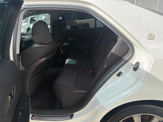 クラウン 2.5アスリート ナビパッケージ ETC オートクルーズコントロール ナビ アルミホイール HID サンルーフ AT スマートキー 電動格納ミラー 盗難防止システム CD DVD再生 MD ミュージックプレイヤー接続可 衝突安全ボディ(31枚目)