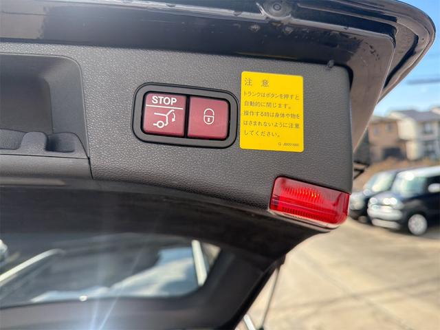 Eクラスステーションワゴン E250 ステーションワゴン アバンギャルド ドライブレコーダー TV クリアランスソナー オートクルーズコントロール アルミホイール オートライト パワーシート スマートキー 電動格納ミラー シートヒーター AT ルーフレール ABS CD(40枚目)