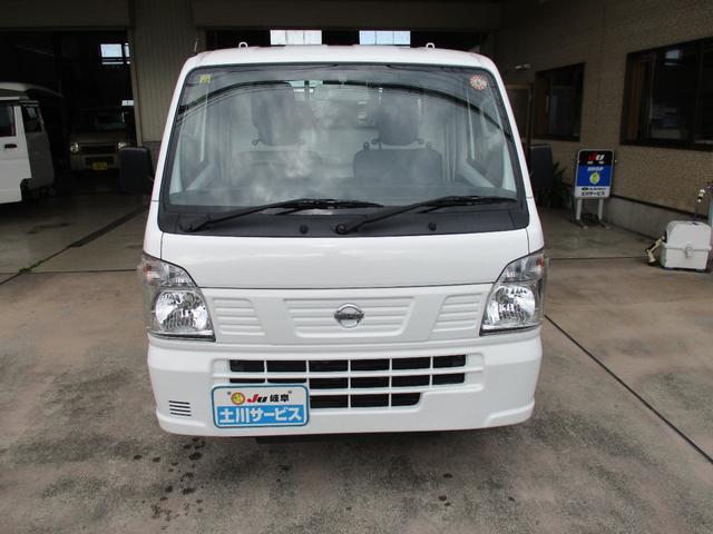 ＮＴ１００クリッパートラック ＤＸ　４ＷＤ　５ＭＴ　パワステ　エアコン　ＡＢＳ　エアバック（2枚目）