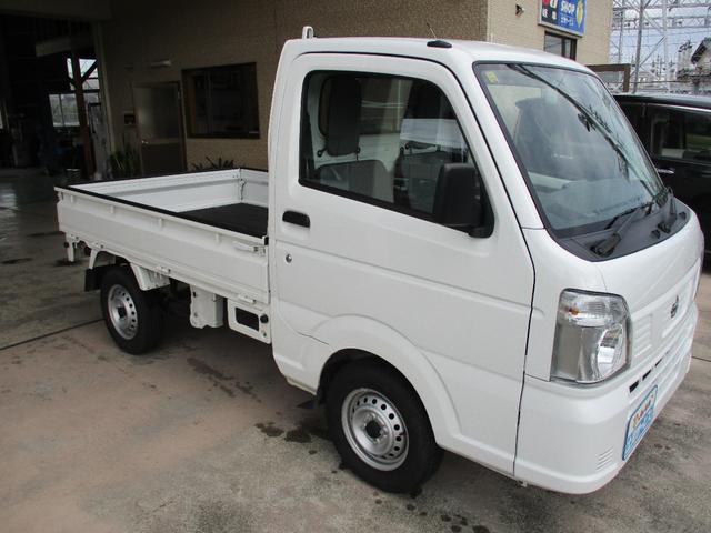 ＮＴ１００クリッパートラック ＤＸ　４ＷＤ　５ＭＴ　パワステ　エアコン　ＡＢＳ　エアバック（3枚目）