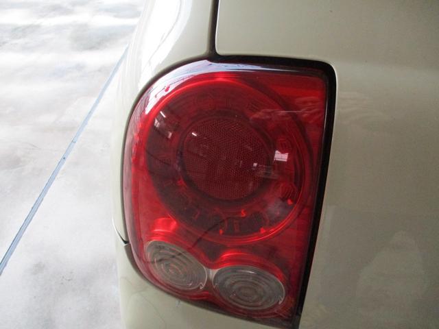 アルトラパン Ｘ　キーレス　純正アルミ　バイザー　禁煙車　ツートンカラー　ウインカーミラー（30枚目）