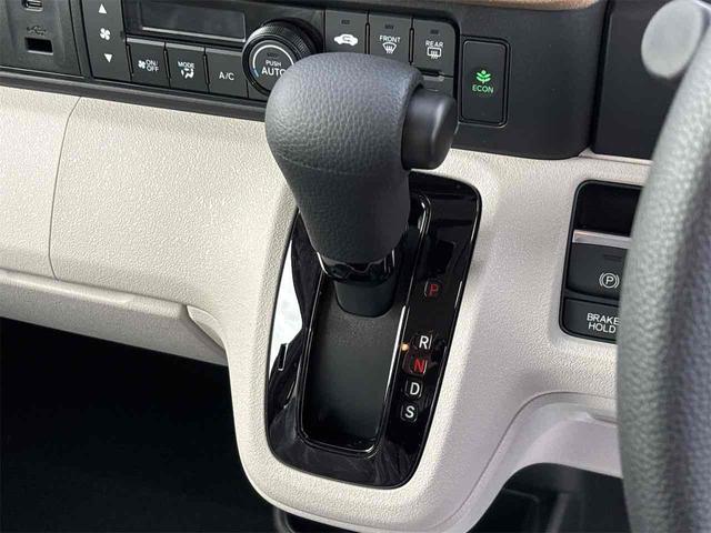Ｎ－ＢＯＸ ベースグレード　届け出済み未使用車　バックカメラ　両側スライド・片側電動　クリアランスソナー　オートクルーズコントロール　レーンアシスト　衝突被害軽減システム　オートライト　ＬＥＤヘッドランプ　スマートキー（5枚目）