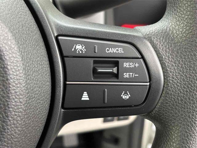 Ｎ－ＢＯＸ ベースグレード　届け出済み未使用車　バックカメラ　両側スライド・片側電動　クリアランスソナー　オートクルーズコントロール　レーンアシスト　衝突被害軽減システム　オートライト　ＬＥＤヘッドランプ　スマートキー（7枚目）