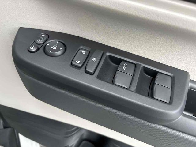 Ｎ－ＢＯＸ ベースグレード　届け出済み未使用車　バックカメラ　両側スライド・片側電動　クリアランスソナー　オートクルーズコントロール　レーンアシスト　衝突被害軽減システム　オートライト　ＬＥＤヘッドランプ　スマートキー（11枚目）