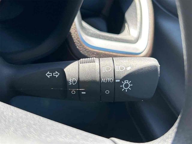 ムーヴ Ｇ　届け出済み未使用車　バックカメラ　両側スライド・片側電動　クリアランスソナー　衝突被害軽減システム　オートライト　ＬＥＤヘッドランプ　スマートキー　アイドリングストップ　電動格納ミラー　ベンチシート（9枚目）