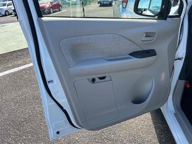 ｅＫワゴン Ｍ　届け出済み未使用車　バックカメラ　クリアランスソナー　レーンアシスト　衝突被害軽減システム　オートライト　キーレスエントリー　アイドリングストップ　電動格納ミラー　シートヒーター　ベンチシート　ＣＶＴ（57枚目）