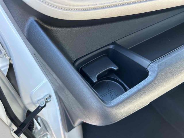 ｅＫワゴン Ｍ　届け出済み未使用車　バックカメラ　クリアランスソナー　レーンアシスト　衝突被害軽減システム　オートライト　キーレスエントリー　アイドリングストップ　電動格納ミラー　シートヒーター　ベンチシート　ＣＶＴ（58枚目）