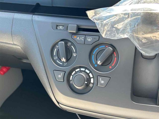 ｅＫワゴン Ｍ　届け出済み未使用車　バックカメラ　クリアランスソナー　衝突被害軽減システム　オートライト　キーレスエントリー　アイドリングストップ　電動格納ミラー　シートヒーター　ベンチシート　ＣＶＴ（5枚目）