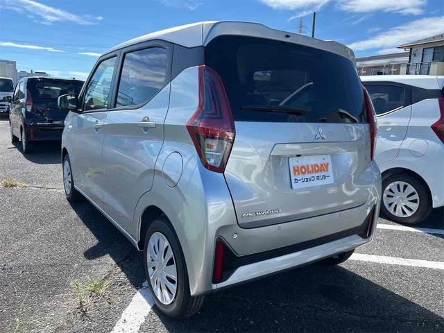 ｅＫワゴン Ｍ　届け出済み未使用車　バックカメラ　クリアランスソナー　衝突被害軽減システム　オートライト　キーレスエントリー　アイドリングストップ　電動格納ミラー　シートヒーター　ベンチシート　ＣＶＴ（17枚目）