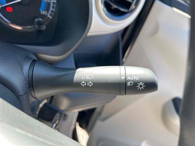 ｅＫワゴン Ｍ　届け出済み未使用車　バックカメラ　クリアランスソナー　レーンアシスト　衝突被害軽減システム　オートライト　キーレスエントリー　アイドリングストップ　電動格納ミラー　シートヒーター　ベンチシート　ＣＶＴ（8枚目）