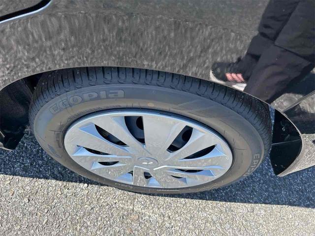 ｅＫワゴン Ｍ　届け出済み未使用車　バックカメラ　クリアランスソナー　レーンアシスト　衝突被害軽減システム　オートライト　キーレスエントリー　アイドリングストップ　電動格納ミラー　シートヒーター　ベンチシート　ＣＶＴ（20枚目）