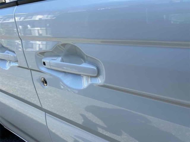 スペーシア ハイブリッドG 届け出済み未使用車 両側スライドドア クリアランスソナー 衝突被害軽減システム オートライト LEDヘッドランプ スマートキー アイドリングストップ 電動格納ミラー ベンチシート 盗難防止システム(31枚目)