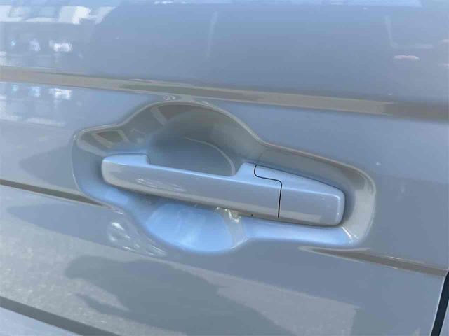 スペーシア ハイブリッドG 届け出済み未使用車 両側スライドドア クリアランスソナー 衝突被害軽減システム オートライト LEDヘッドランプ スマートキー アイドリングストップ 電動格納ミラー ベンチシート 盗難防止システム(32枚目)