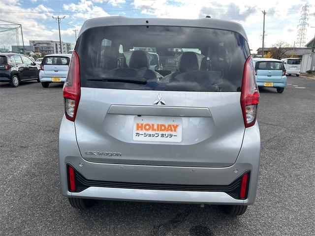 eKワゴン G 届け出済み未使用車 バックカメラ クリアランスソナー レーンアシスト 衝突被害軽減システム オートライト スマートキー アイドリングストップ 電動格納ミラー シートヒーター ベンチシート CVT(16枚目)