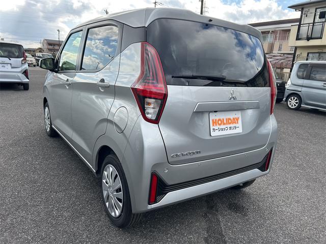 eKワゴン G 届け出済み未使用車 バックカメラ クリアランスソナー レーンアシスト 衝突被害軽減システム オートライト スマートキー アイドリングストップ 電動格納ミラー シートヒーター ベンチシート CVT(17枚目)