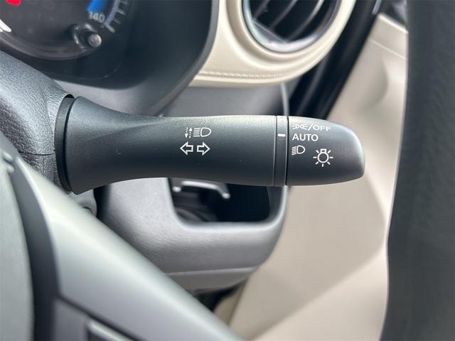 ｅＫワゴン Ｍ　届け出済み未使用車　バックカメラ　クリアランスソナー　レーンアシスト　衝突被害軽減システム　オートライト　キーレスエントリー　アイドリングストップ　電動格納ミラー　シートヒーター　ベンチシート　ＣＶＴ（9枚目）