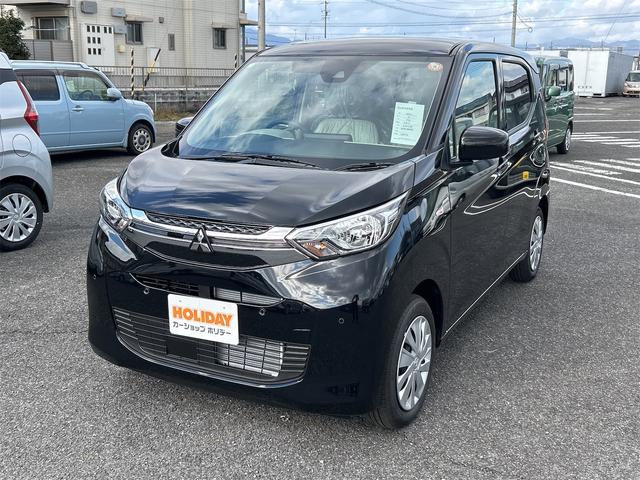 ｅＫワゴン Ｍ　届け出済み未使用車　バックカメラ　クリアランスソナー　レーンアシスト　衝突被害軽減システム　オートライト　キーレスエントリー　アイドリングストップ　電動格納ミラー　シートヒーター　ベンチシート　ＣＶＴ（12枚目）