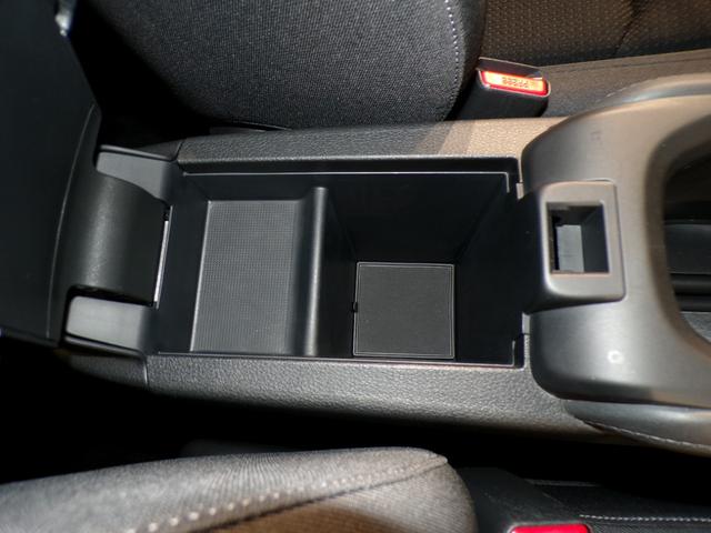 ヴェゼル Ｘ・ホンダセンシング　４ＷＤＢｌｕｅｔｏｏｔｈ接続シートヒータードラレコＥＴＣインターナビフルセグＴＶ純正アルミホイールスマートキー　禁煙　ＬＥＤ　オートクルーズコントロール　ドライブレコーダー　カーテンエアバッグ　ＵＳＢ（26枚目）