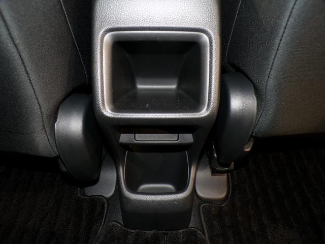 ヴェゼル ｅ：ＨＥＶＸ　４ＷＤＢｌｕｅｔｏｏｔｈ接続シートヒータードラレコＥＴＣインターナビフルセグＴＶ純正アルミホイールスマートキー　ソナー　Ｒカメラ　クルコン　エアコン　シ－トヒ－タ－　スマキー　ＶＳＡ　ＬＥＤライト（27枚目）