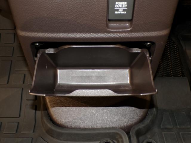 N-BOX G・Lホンダセンシング 4WDBluetooth接続シートヒーター両側電動スライドドアドラレコETCインターナビフルセグTV社外アルミホイールスマートキー 両側PSD 踏み間違い防止 禁煙 USBポート 前席シートヒーター(31枚目)