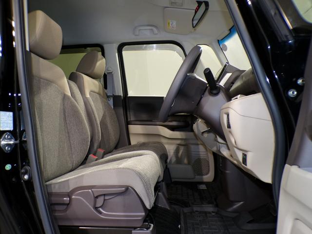 N-BOX G・Lホンダセンシング 4WDBluetooth接続シートヒーター両側電動スライドドアドラレコETCインターナビフルセグTV社外アルミホイールスマートキー 両側PSD 踏み間違い防止 禁煙 USBポート 前席シートヒーター(39枚目)