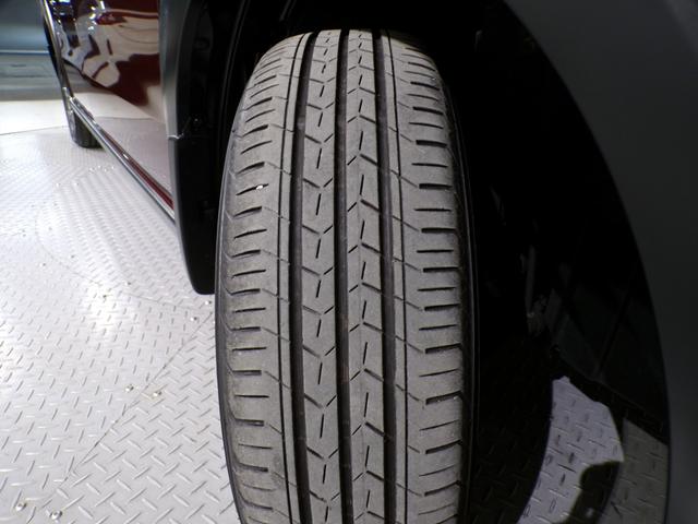 【純正アルミ】純正アルミ装備車です。走りもキビキビ見た目も格好良いです。見た目を重視する方には欲しい装備です！