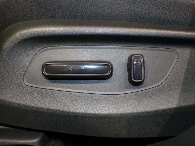 ＺＲ－Ｖ ｅ：ＨＥＶＺ特別仕様車ブラックスタイル　４ＷＤＢｌｕｅｔｏｏｔｈ接続全周囲カメラ電動シート電動リアゲートシートヒーターワイヤレス充電器ドラレコＥＴＣインターナビフルセグＴＶ本革シート純正アルミホイールスマートキー　ドライブレコーダー　禁煙車（17枚目）