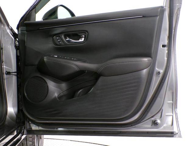 ＺＲ－Ｖ ｅ：ＨＥＶＺ特別仕様車ブラックスタイル　４ＷＤＢｌｕｅｔｏｏｔｈ接続全周囲カメラ電動シート電動リアゲートシートヒーターワイヤレス充電器ドラレコＥＴＣインターナビフルセグＴＶ本革シート純正アルミホイールスマートキー　ドライブレコーダー　禁煙車（44枚目）