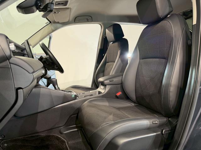 ヴェゼル ｅ：ＨＥＶＺ　ホンダコネクトドラレコ　ヒートシーター　盗難防止装置　ドラレコ付き　Ｒカメラ　フルセグテレビ　スマ－トキ－　ＥＴＣ車載器　アクティブクルーズ　Ｐセンサー　サイドエアバッグ　ナビＴＶ　フルオートエアコン（21枚目）