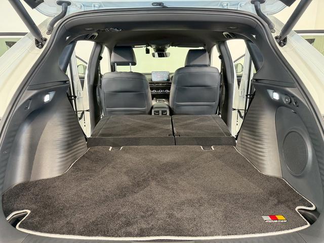 ���A�V�[�g���g�p���Ȃ����́A�O�ɓ|���΍X�ɍL�X���Q�b�W�X�y�[�X�̏o���オ��ł��A�X�ɂ�������̉ו����ςݍ��݉\�ł��I