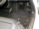 フロアマット装着しています。