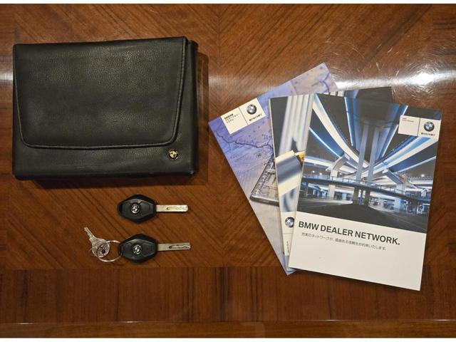 ３シリーズ ３３０Ｃｉカブリオーレ　アルピナ仕様　左ハンドル　ベージュレザー　ＬＥＤヘッド＆フォグ　カロッツェリアナビ　Ｂｌｕｅｔｏｏｔｈ　フルセグ　バックカメラ　ミラー型ＥＴＣ　クルーズコントロール　バーチウッドパネル（80枚目）