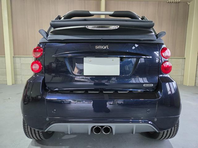 スマートフォーツーカブリオ ＢＲＡＢＵＳ　エクスクルーシブＥＤミッドナイトブルー　５０台限定　４５１最終限定モデル　新品ＬＥＤヘッド＆ナンバー灯　カロッツェリアナビ　Ｂｌｕｅｔｏｏｔｈ　ＹｏｕＴｕｂｅ　フルセグ　バックカメラ　クルーズコントロール　新品タイヤ　電動オープン（3枚目）
