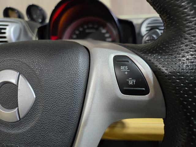 スマートフォーツーカブリオ ＢＲＡＢＵＳ　エクスクルーシブＥＤミッドナイトブルー　５０台限定　４５１最終限定モデル　新品ＬＥＤヘッド＆ナンバー灯　カロッツェリアナビ　Ｂｌｕｅｔｏｏｔｈ　ＹｏｕＴｕｂｅ　フルセグ　バックカメラ　クルーズコントロール　新品タイヤ　電動オープン（36枚目）