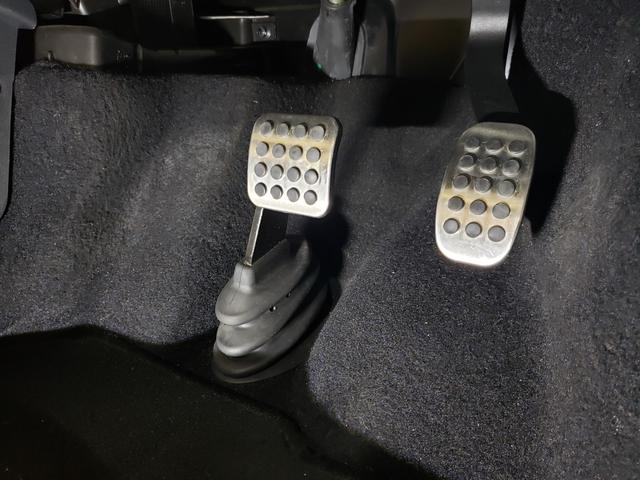 スマートフォーツーカブリオ ＢＲＡＢＵＳ　エクスクルーシブＥＤミッドナイトブルー　５０台限定　４５１最終限定モデル　新品ＬＥＤヘッド＆ナンバー灯　カロッツェリアナビ　Ｂｌｕｅｔｏｏｔｈ　ＹｏｕＴｕｂｅ　フルセグ　バックカメラ　クルーズコントロール　新品タイヤ　電動オープン（47枚目）