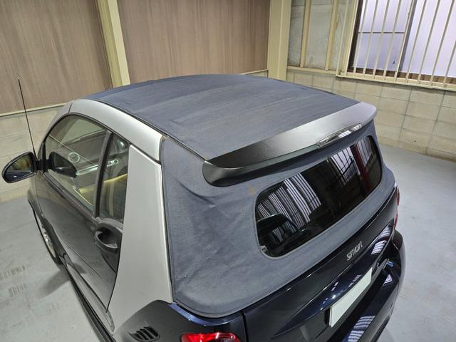 スマートフォーツーカブリオ ＢＲＡＢＵＳ　エクスクルーシブＥＤミッドナイトブルー　５０台限定　４５１最終限定モデル　新品ＬＥＤヘッド＆ナンバー灯　カロッツェリアナビ　Ｂｌｕｅｔｏｏｔｈ　ＹｏｕＴｕｂｅ　フルセグ　バックカメラ　クルーズコントロール　新品タイヤ　電動オープン（58枚目）