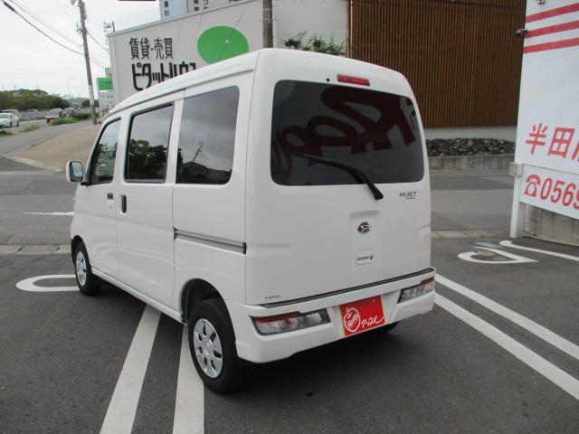 ハイゼットカーゴ クルーズターボＳＡＩＩＩ　４ＷＤ　５速マニュアルターボ　ＢＴオーディオ（8枚目）