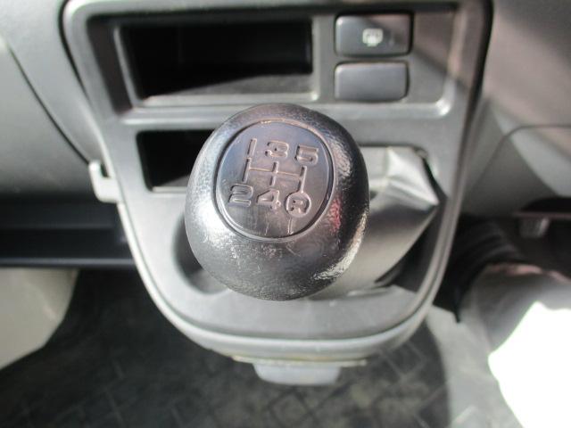 ハイゼットカーゴ  キーレス 5速MT ハイルーフ タイヤ4本新品交換(11枚目)