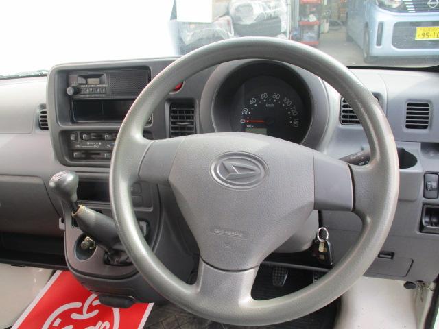 ハイゼットカーゴ  キーレス 5速MT ハイルーフ タイヤ4本新品交換(12枚目)