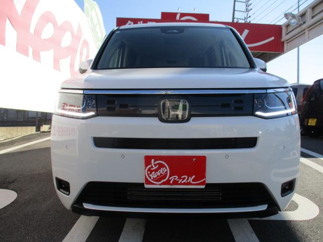 ステップワゴン エアー　純正ナビ　バックモニター　両側パワスラ　スマートキー２個　ＬＥＤヘッドライト（2枚目）