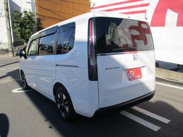 ステップワゴン エアー　純正ナビ　バックモニター　両側パワスラ　スマートキー２個　ＬＥＤヘッドライト（9枚目）