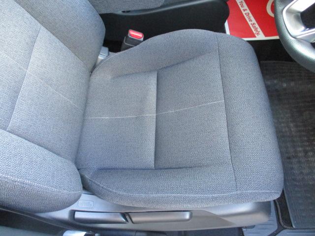 ステップワゴン エアー　純正ナビ　バックモニター　両側パワスラ　スマートキー２個　ＬＥＤヘッドライト（14枚目）