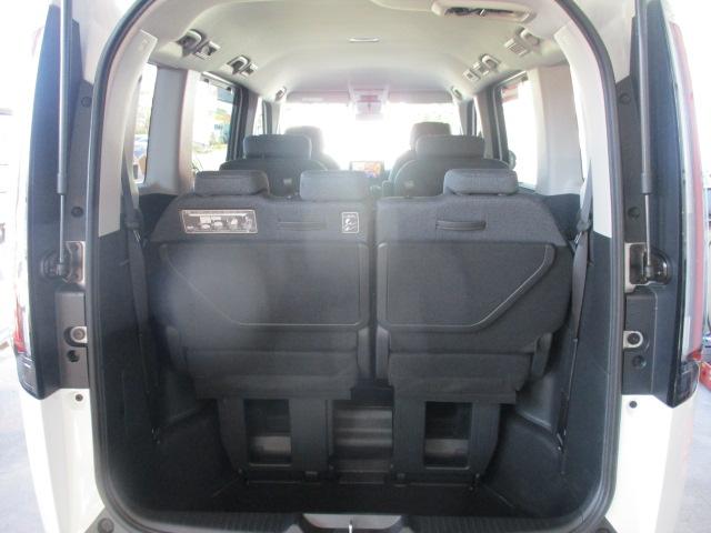 ステップワゴン エアー　純正ナビ　バックモニター　両側パワスラ　スマートキー２個　ＬＥＤヘッドライト（21枚目）