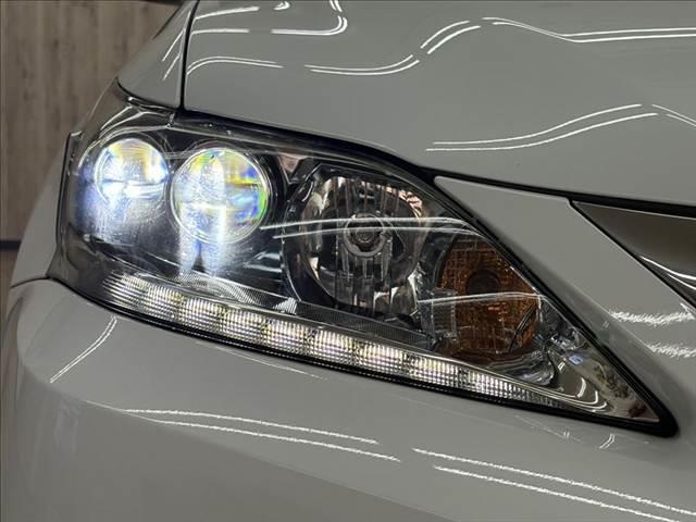 ＣＴ ＣＴ２００ｈ　Ｆスポーツ　レーダークルーズコントロール　純正ＳＤナビ　衝突軽減ブレーキ　禁煙車　シートヒーター　ＬＥＤヘッドライト　パワーシート　ＥＴＣ２．０　フルセグＴＶ　Ｂｌｕｅｔｏｏｔｈ対応　ブルーレイ再生（30枚目）