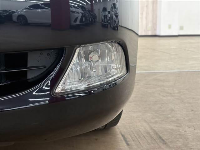 ＬＳ ＬＳ６００ｈＬ後席セパレートシートパッケージ　レーダークルーズコントロール　マークレビンソン　衝突軽減ブレーキ　コーナーセンサー　ステアリングヒーター　シートエアコン　本革シート　禁煙車　サンルーフ　純正ＨＤＤナビ　シートヒーター　パワーシート（24枚目）
