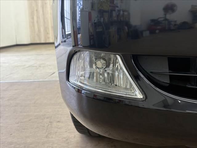 ＬＳ ＬＳ６００ｈＬ後席セパレートシートパッケージ　レーダークルーズコントロール　マークレビンソン　衝突軽減ブレーキ　コーナーセンサー　ステアリングヒーター　シートエアコン　本革シート　禁煙車　サンルーフ　純正ＨＤＤナビ　シートヒーター　パワーシート（26枚目）