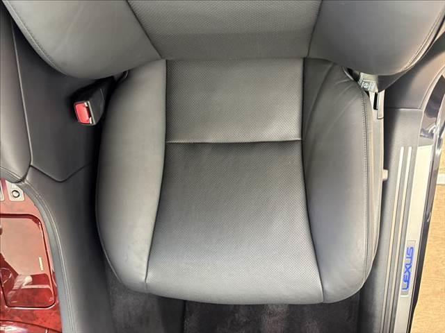 ＬＳ ＬＳ６００ｈＬ後席セパレートシートパッケージ　レーダークルーズコントロール　マークレビンソン　衝突軽減ブレーキ　コーナーセンサー　ステアリングヒーター　シートエアコン　本革シート　禁煙車　サンルーフ　純正ＨＤＤナビ　シートヒーター　パワーシート（66枚目）