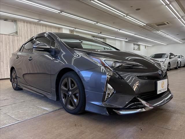 プリウス Ａツーリングセレクション　モデリスタフルエアロ　純正ＳＤナビ　衝突軽減ブレーキ　レーダークルーズコントロール　フルセグＴＶ　Ｂｌｕｅｔｏｏｔｈ　合皮シート　シートヒーター　ＬＥＤヘッドライト　スマートキー（15枚目）