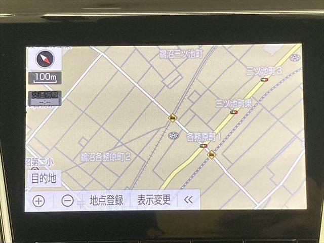 クラウンハイブリッド ＲＳ　禁煙車　純正ＳＤナビ　レーダークルーズコントロール　衝突軽減ブレーキ　Ｂｌｕｅｔｏｏｔｈ　フルセグＴＶ　パワーシート　シートヒーター　３眼ＬＥＤヘッドライト　スマートキー　コーナーセンサー（4枚目）